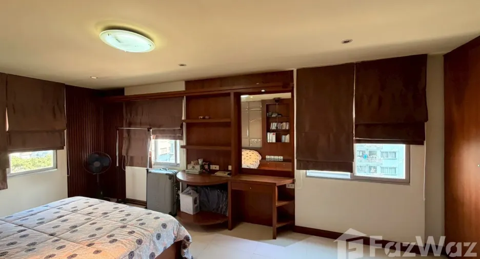 For sale and for rent 2 bedrooms condo in Yan Nawa, Bangkok