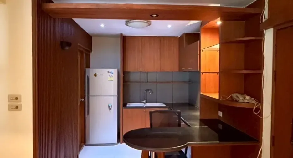 For sale and for rent 2 bedrooms condo in Yan Nawa, Bangkok
