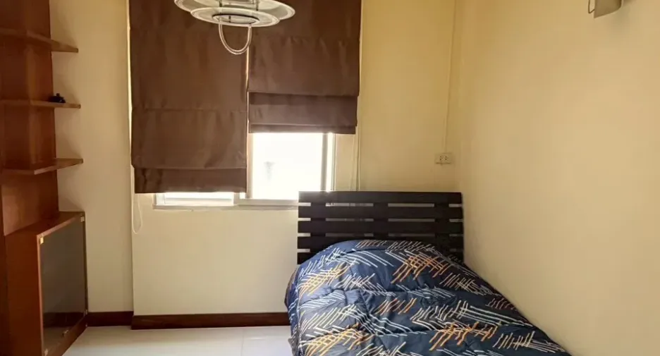 For sale and for rent 2 bedrooms condo in Yan Nawa, Bangkok