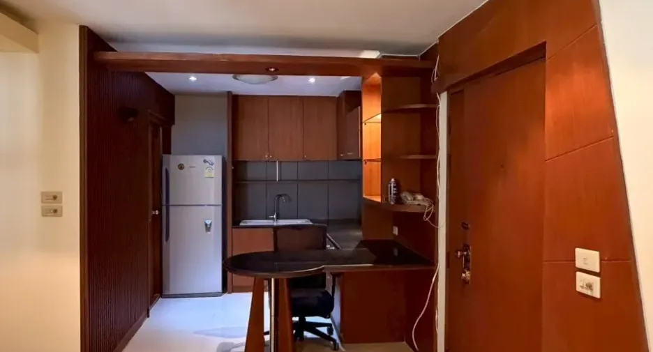 For sale and for rent 2 bedrooms condo in Yan Nawa, Bangkok