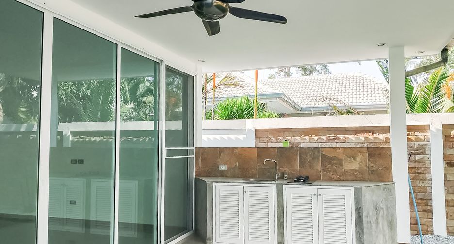 For sale 3 bedrooms house in Bang Lamung, Chonburi