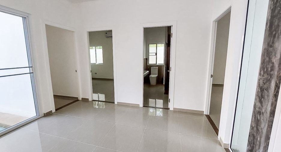 For sale 3 bedrooms house in Bang Lamung, Chonburi