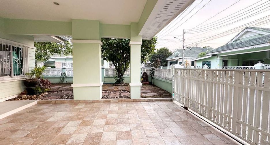 For rent 3 bedrooms house in Bang Lamung, Chonburi