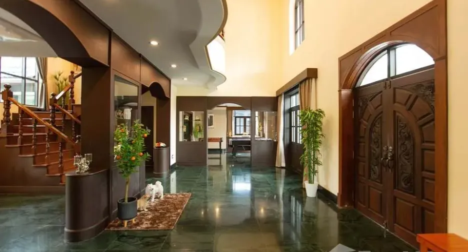 Villa en venta y en alquiler de 7 habitaciones en Mueang Krabi, Krabi
