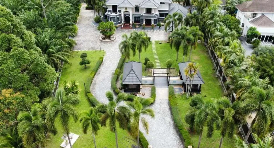 Villa en venta y en alquiler de 7 habitaciones en Mueang Krabi, Krabi