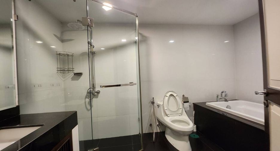 Wohnung zum Kauf und zur Miete mit 2 Zimmer in Bang Rak, Bangkok