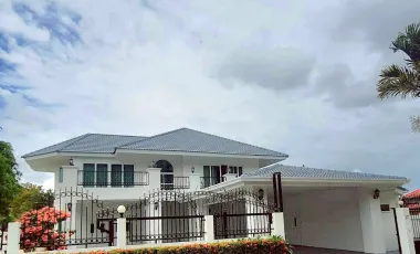 À vendre 3 chambres maison à Bang Lamung, Chonburi