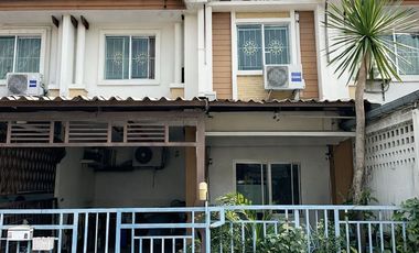 For sale 3 bedrooms townhouse in Min Buri, Bangkok