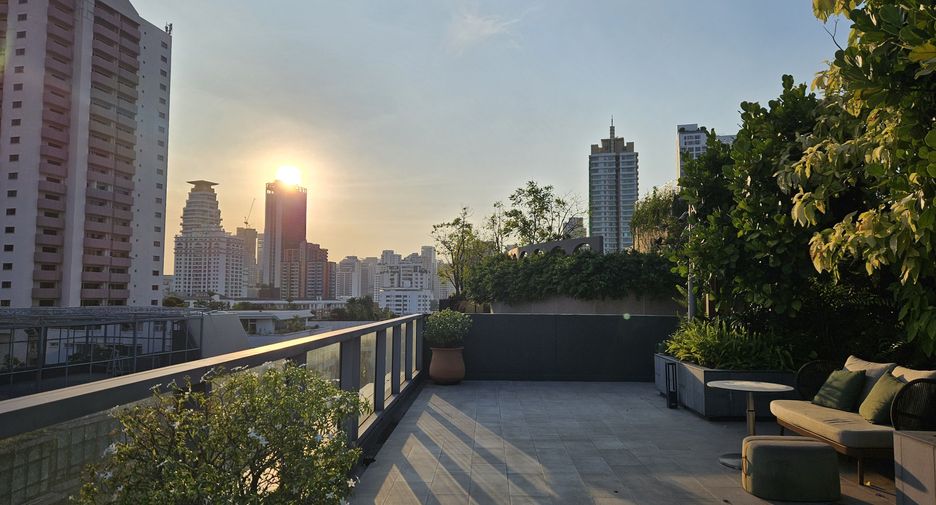 For rent studio condo in Watthana, Bangkok
