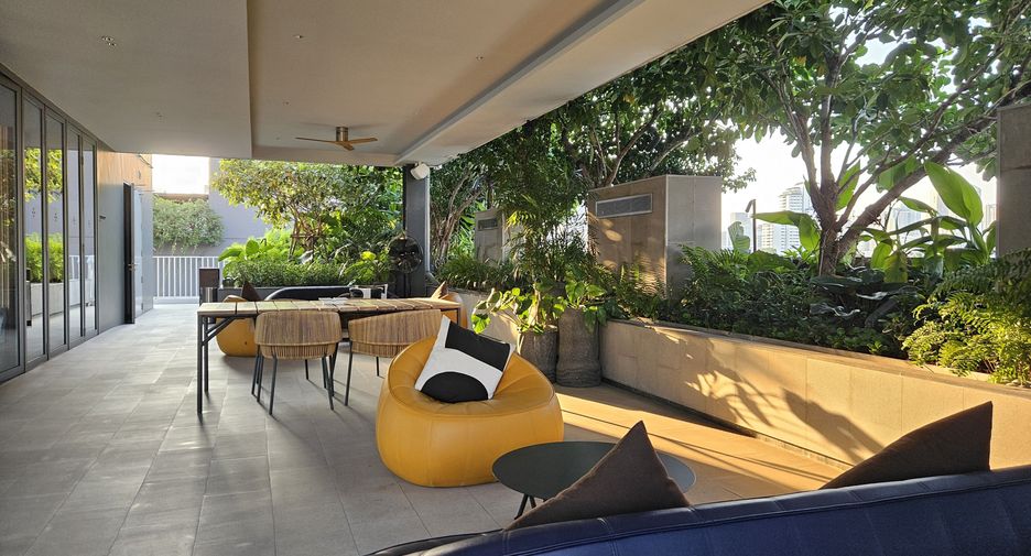 For rent studio condo in Watthana, Bangkok