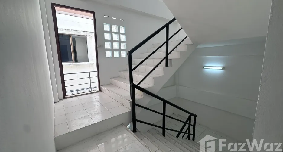 For rent 4 bedrooms retail Space in Kathu, Phuket
