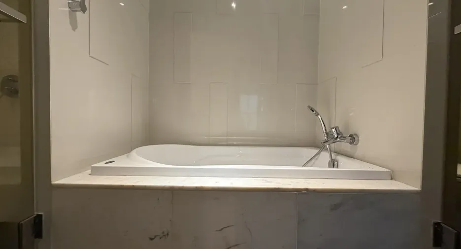 Condo en alquiler de 1 habitaciones en Pathum Wan, Bangkok