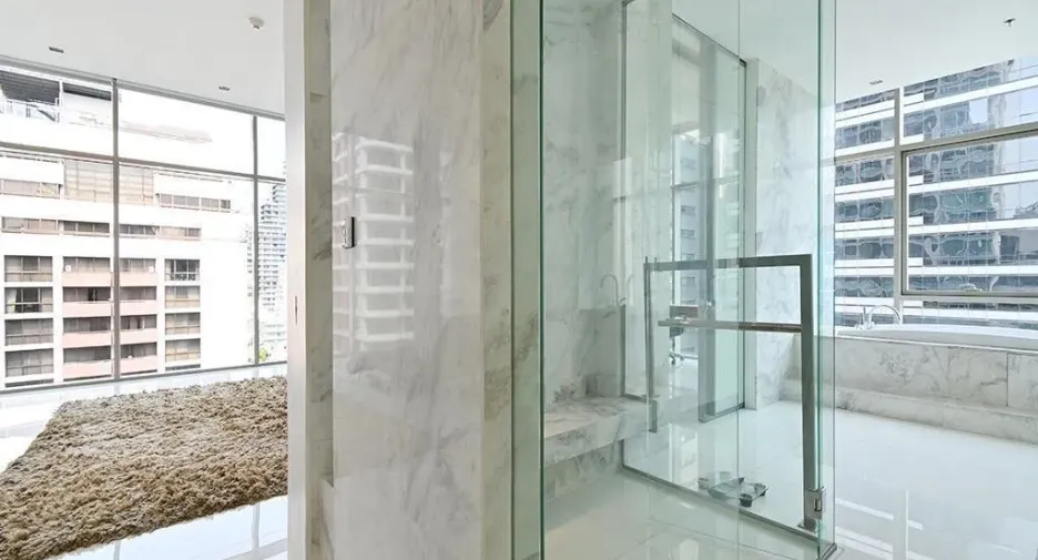 For sale 3 bedrooms condo in Sathon, Bangkok