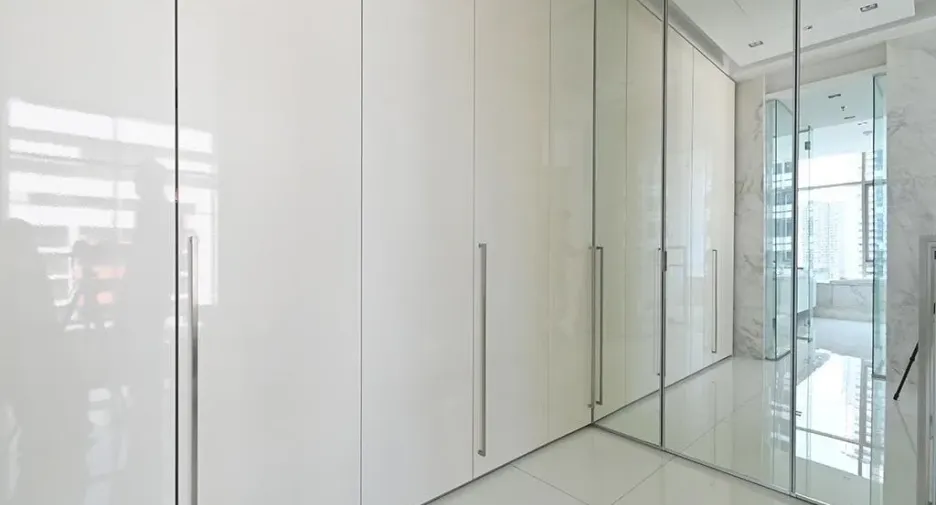 For sale 3 bedrooms condo in Sathon, Bangkok