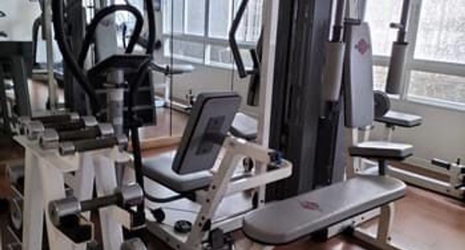 For sale and for rent 3 bedrooms condo in Yan Nawa, Bangkok