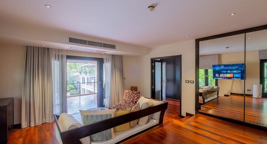 For rent 5 bedrooms villa in Thalang, Phuket