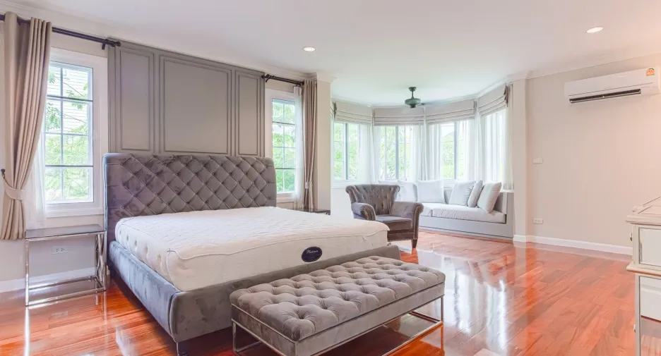 Casa en alquiler de 4 habitaciones en Bang Na, Bangkok