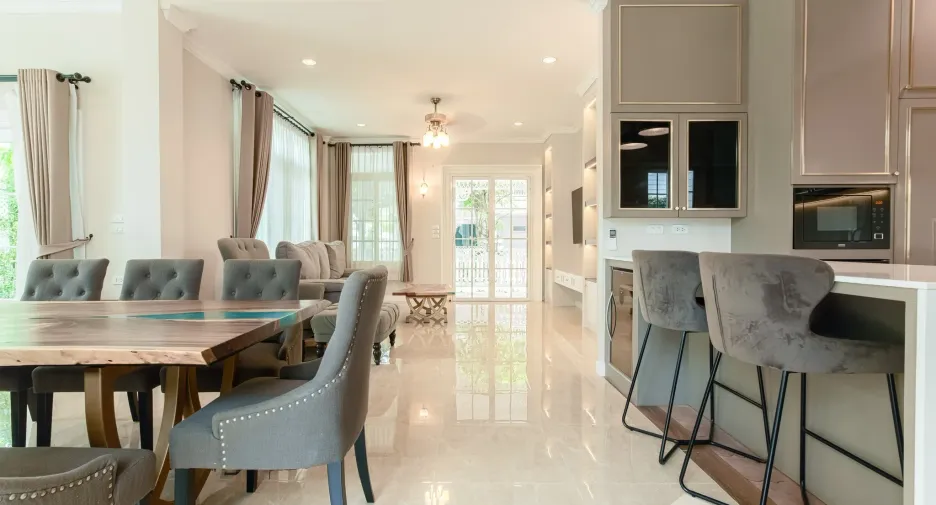 Casa en alquiler de 4 habitaciones en Bang Na, Bangkok