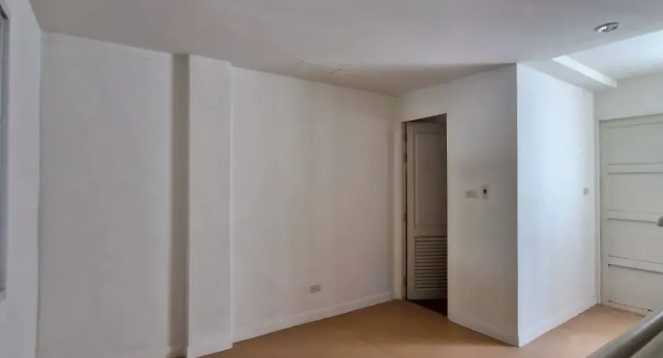 For rent office in Hua Hin, Prachuap Khiri Khan