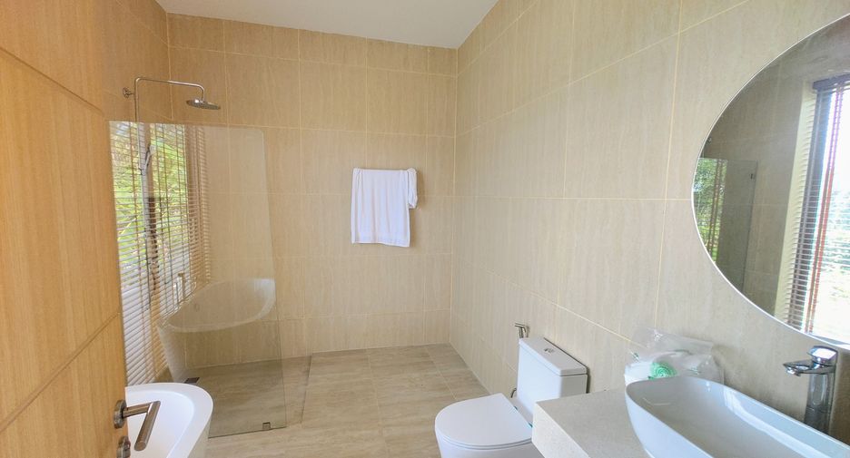 For rent 3 bedrooms villa in Ko Samui, Surat Thani
