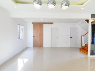 Продажа 2 спальни дом в Банг Ламунг, Чонбури