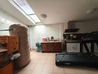 Local comercial en venta de 3 habitaciones en Huai Khwang, Bangkok
