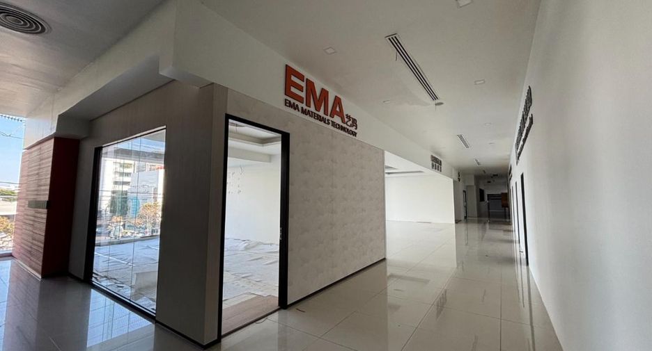 For rent office in Huai Khwang, Bangkok
