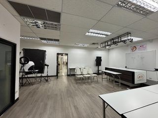 For rent office in Huai Khwang, Bangkok