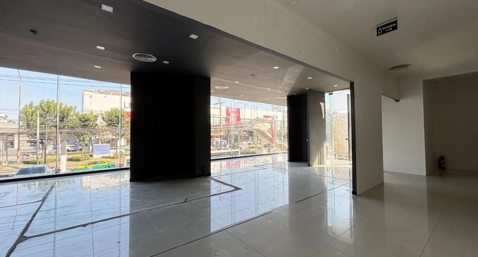 For rent office in Huai Khwang, Bangkok