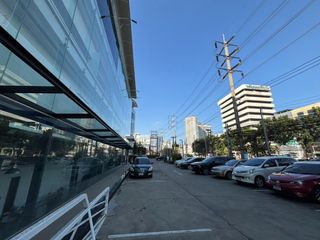 For rent office in Huai Khwang, Bangkok