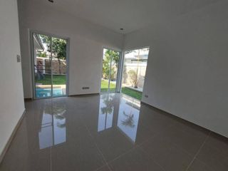 Haus zum Kauf mit 3 Zimmer in Bang Lamung, Chonburi