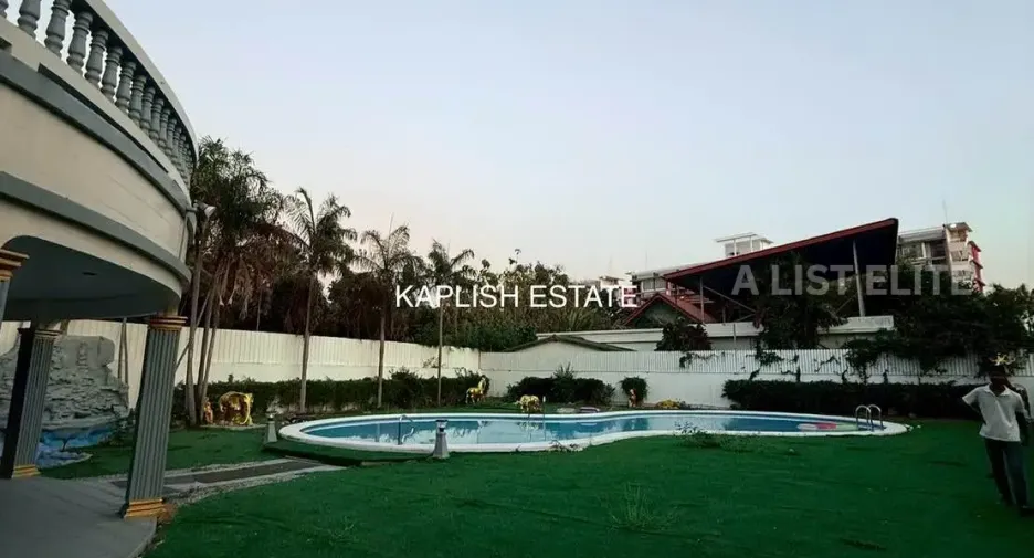 Haus zur Miete mit 5 Zimmer in Bang Lamung, Chonburi