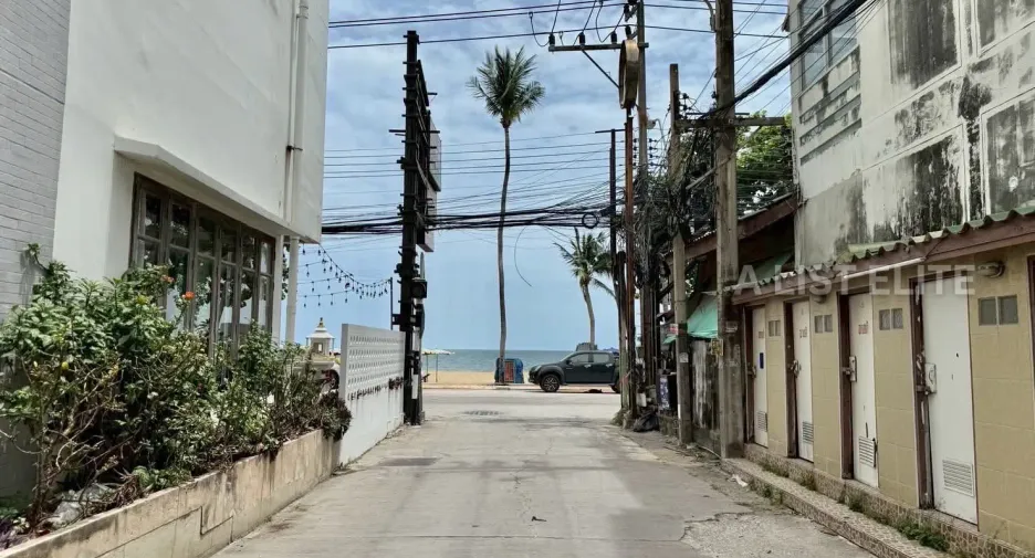 À louer 4 chambres maison à Bang Lamung, Chonburi
