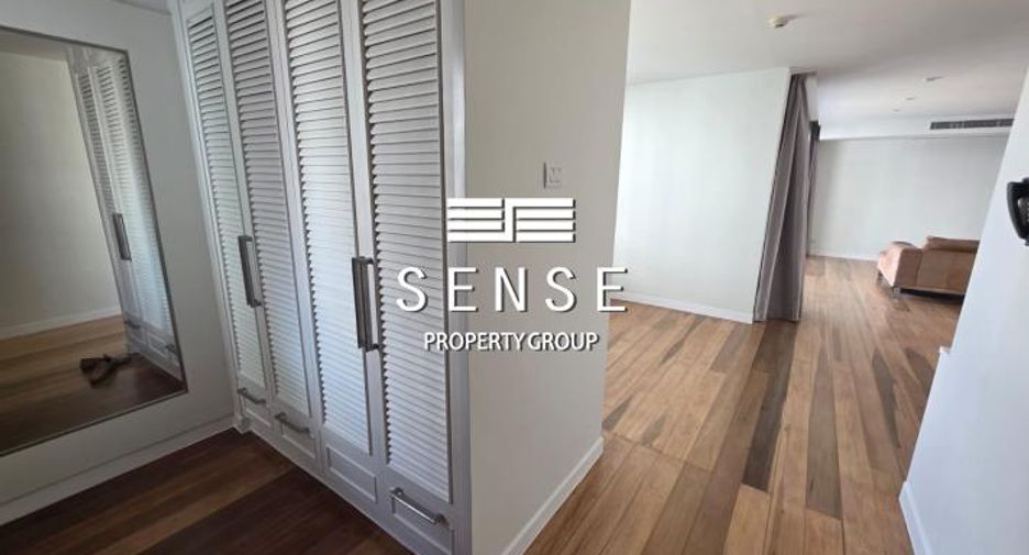 For rent 3 bedrooms condo in Watthana, Bangkok