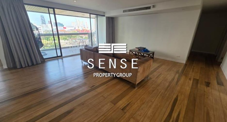 For rent 3 bedrooms condo in Watthana, Bangkok
