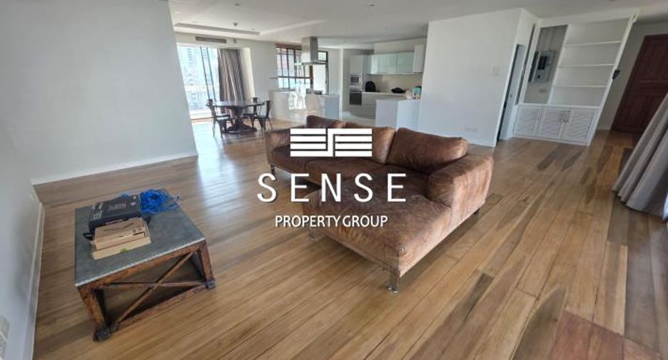 For rent 3 bedrooms condo in Watthana, Bangkok