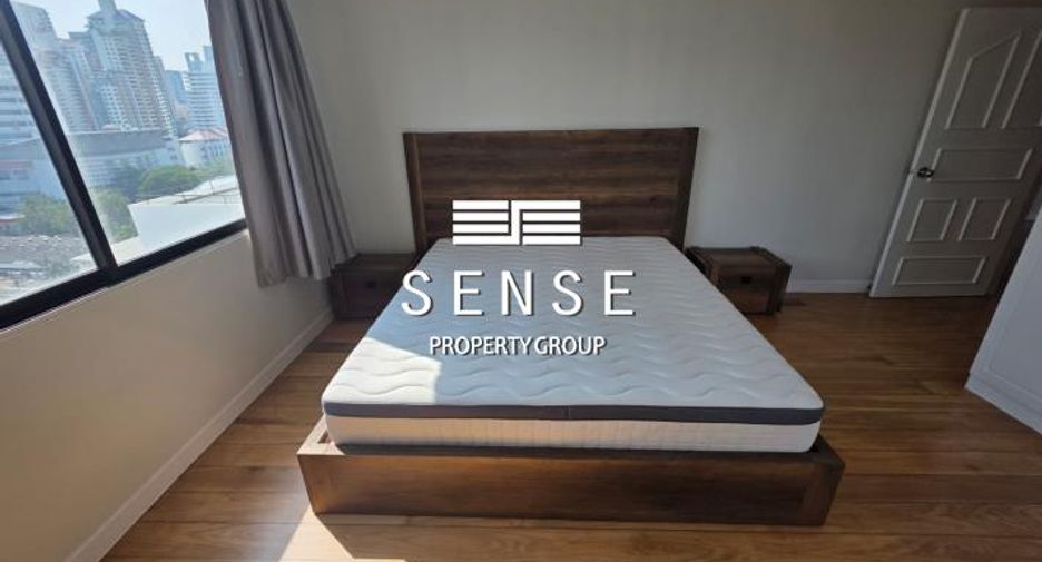 For rent 3 bedrooms condo in Watthana, Bangkok
