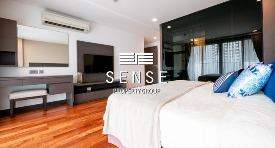 For rent 3 bedrooms condo in Watthana, Bangkok