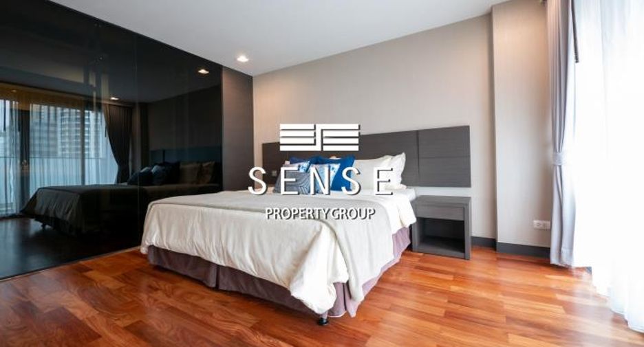For rent 3 bedrooms condo in Watthana, Bangkok