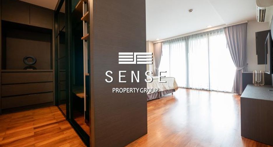 For rent 3 bedrooms condo in Watthana, Bangkok