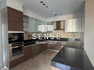 For rent 3 bedrooms condo in Khlong Toei, Bangkok