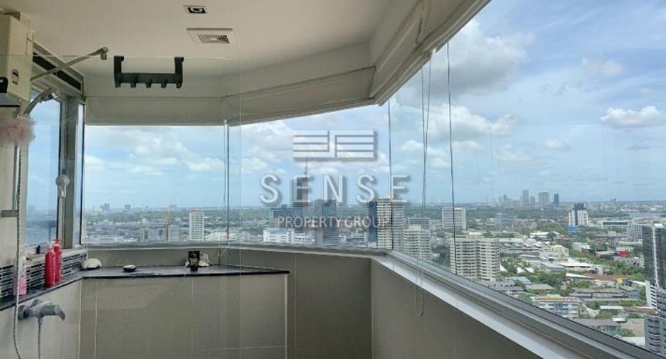 For rent and for sale 3 bedrooms condo in Khlong Toei, Bangkok