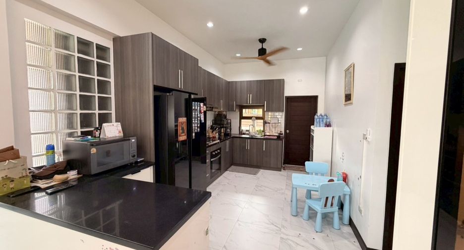 ขาย 3 ห้องนอน บ้านเดี่ยว ใน สัตหีบ, ชลบุรี