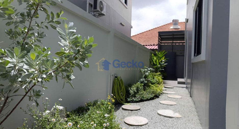 For sale 3 bedrooms house in Bang Lamung, Chonburi