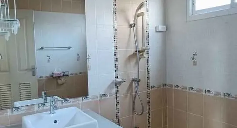 For rent 3 bedrooms house in Saraphi, Chiang Mai