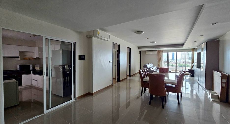 For rent 3 bedrooms condo in Bang Kho Laem, Bangkok