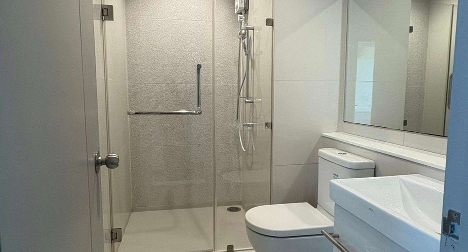 Condo en alquiler de 2 habitaciones en Khlong Toei, Bangkok