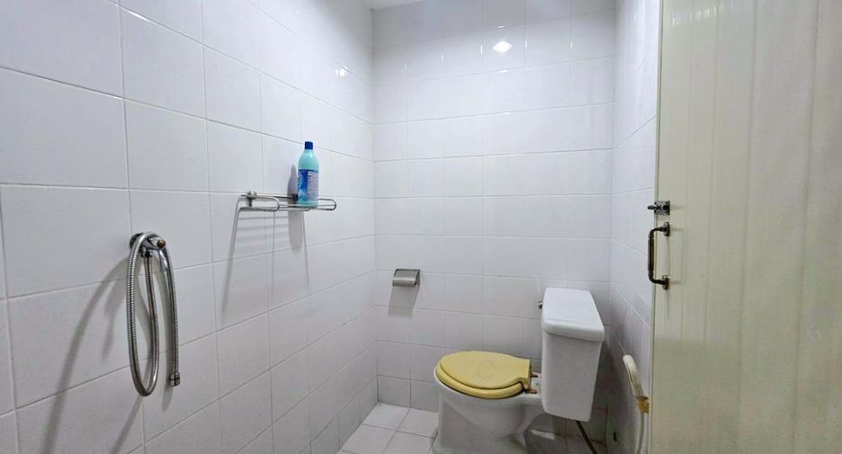 Wohnung zur Miete mit 2 Zimmer in Khlong Toei, Bangkok