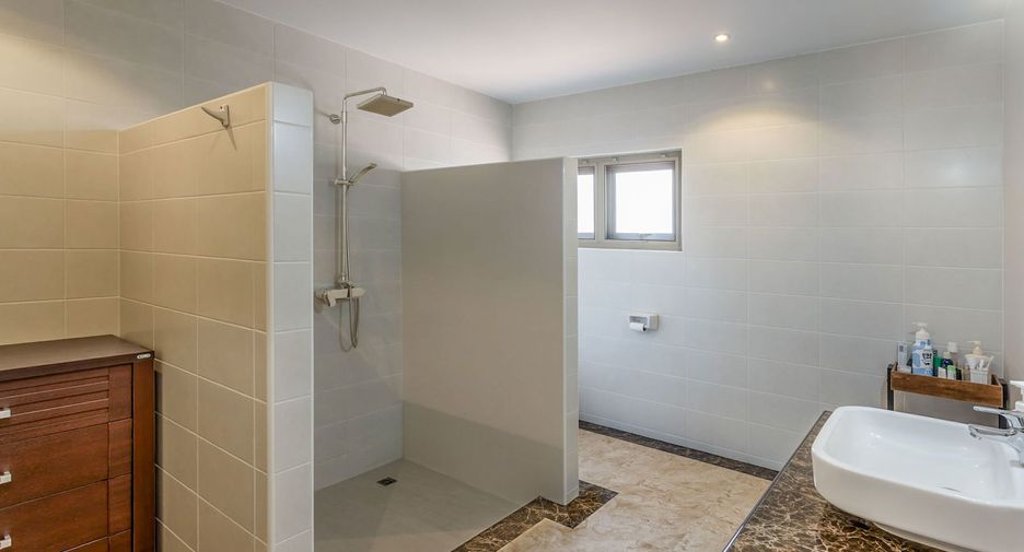 À vendre 4 chambres maison à Mueang Chiang Mai, Chiang Mai
