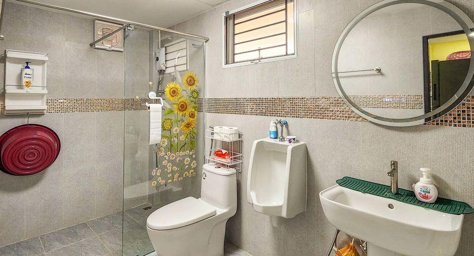 For rent and for sale 2 bedrooms house in Mueang Chiang Mai, Chiang Mai